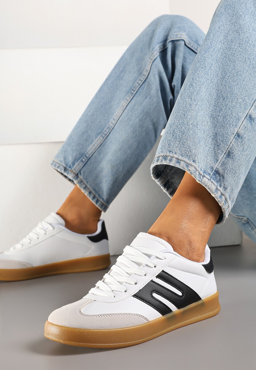 Biało-Czarne Sneakersy Kultowe Tenisówki Zdobione Przeszyciami Eveltewia
