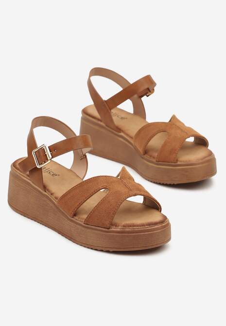 Brązowe Sandały w Stylu Drewniaków Zdobione Wycięciami Lisadorea