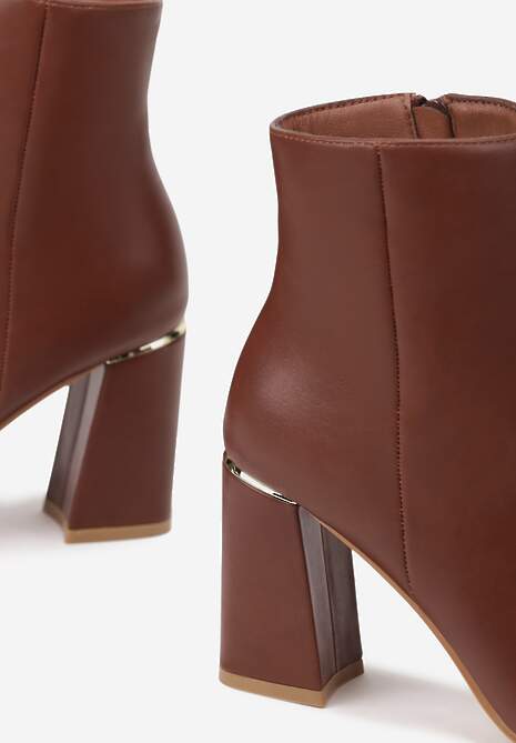 Brązowe Botki na Słupku Vices Ozdobione Przeszyciem Illvine