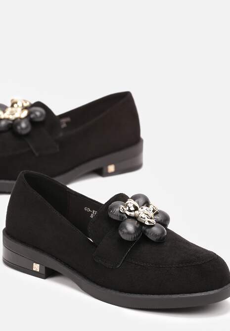 Czarne Mokasyny Ozdobione Naszywką Kwiatka i Broszką w Kształcie Misia Anunccces