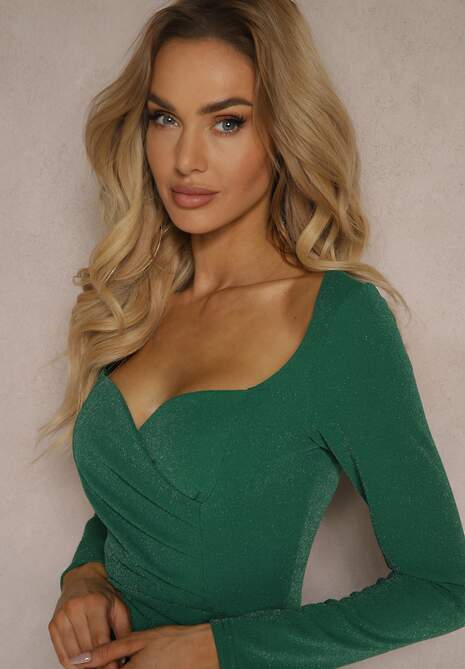 Ciemnozielona Wieczorowa Sukienka Taliowana z Metaliczną Nitką i Kopertowym Dekoltem Emilene