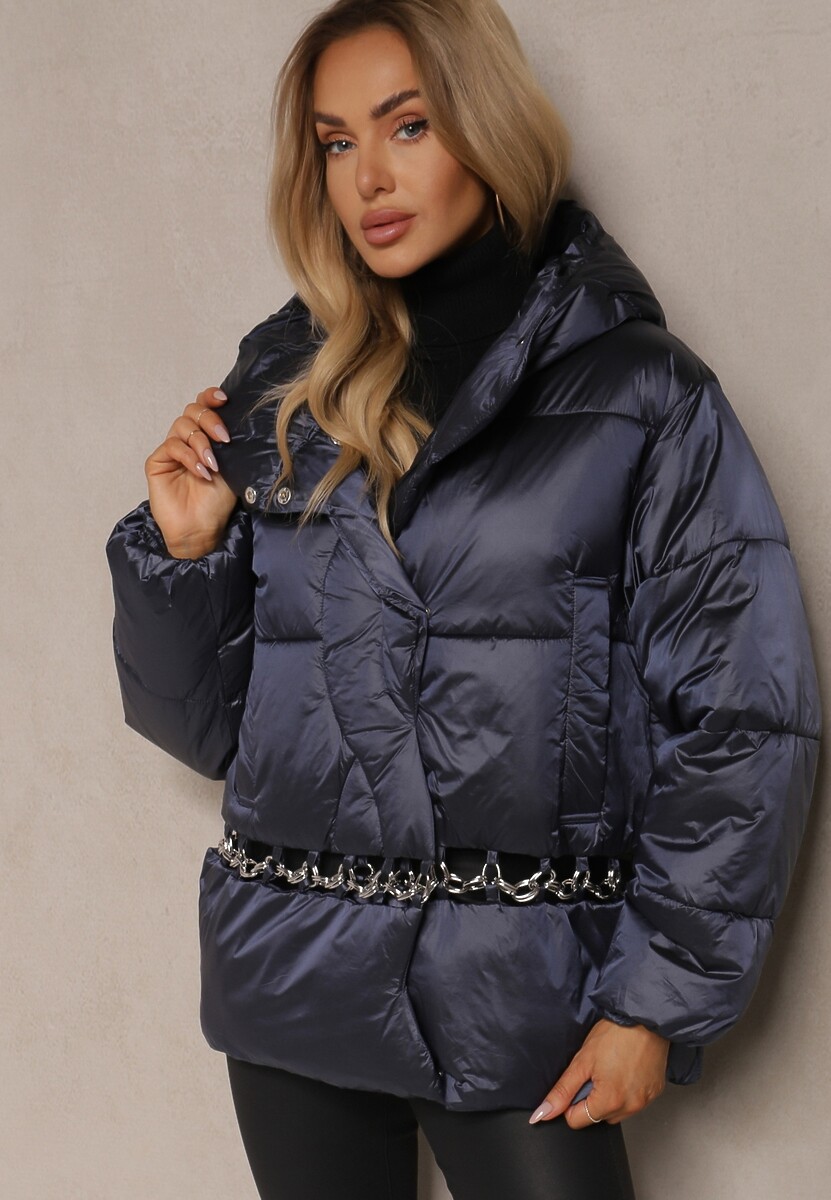 Granatowa Casualowa Kurtka z Pikowanymi Przeszyciami Kapturem i Kieszeniami Tinnetia