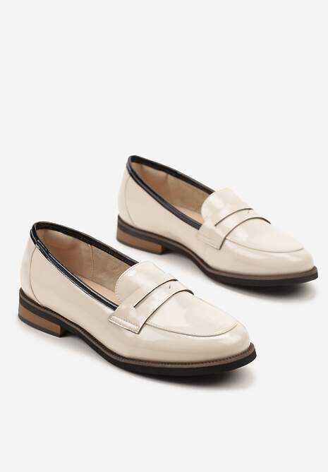 Beżowe Skórzane Mokasyny Lakierowane z Tłoczeniem Meradira