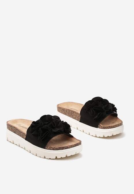 Czarne Klapki na Żłobionej Grubej Podeszwie z Naszywką Kwiatową Raiska