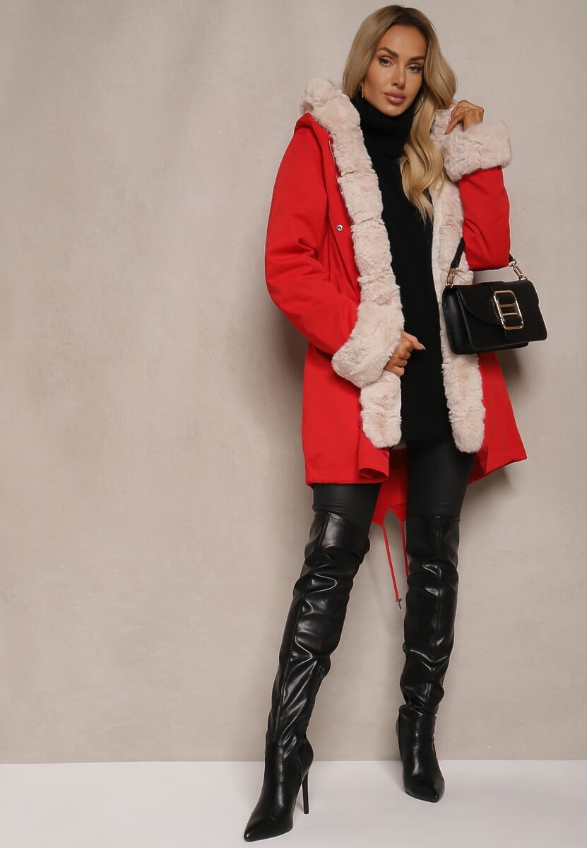 Czerwona Kurtka Parka o Klasycznym Kroju z Kapturem i Futrem z Możliwością Odpięcia Ninnorina