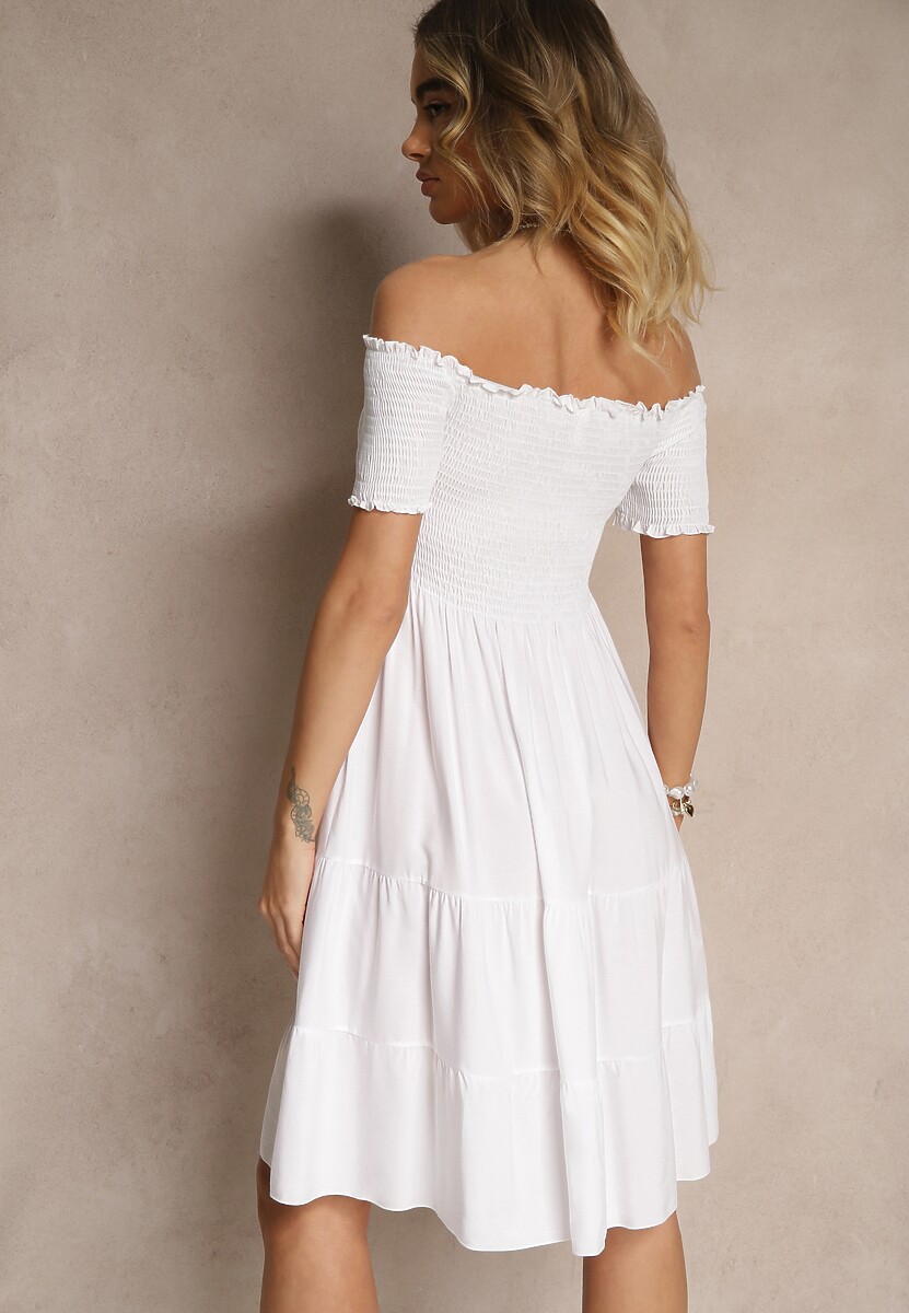 Biała Letnia Sukienka z Bawełny o Fasonie Hiszpanki z Rozkloszowanymi Falbanami Lorania