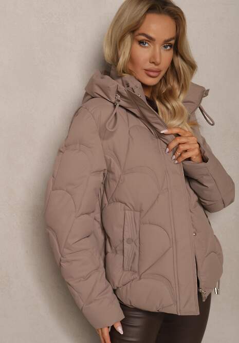 Ciemnobeżowa Pudełkowa Kurtka Zdobiona Pikowanymi Przeszyciami z Kapturem i Ściągaczami Ziasha