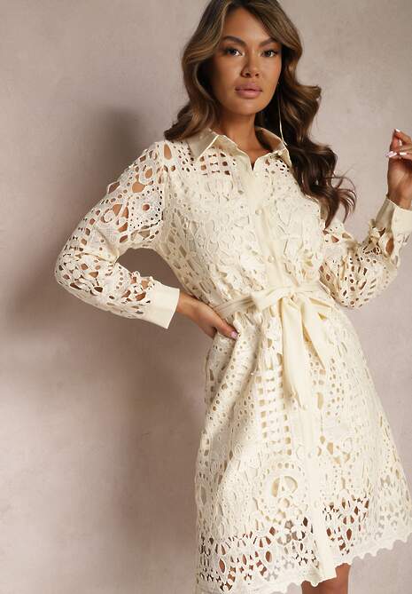 Beżowa Koszulowa Sukienka Mini z Ażurowej Koronki i Paskiem Norila