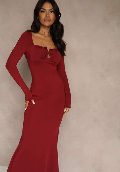 Bordowa Sukienka Koktajlowa z Wiskozą Ozdobiona Metaliczną Aplikacją Refane