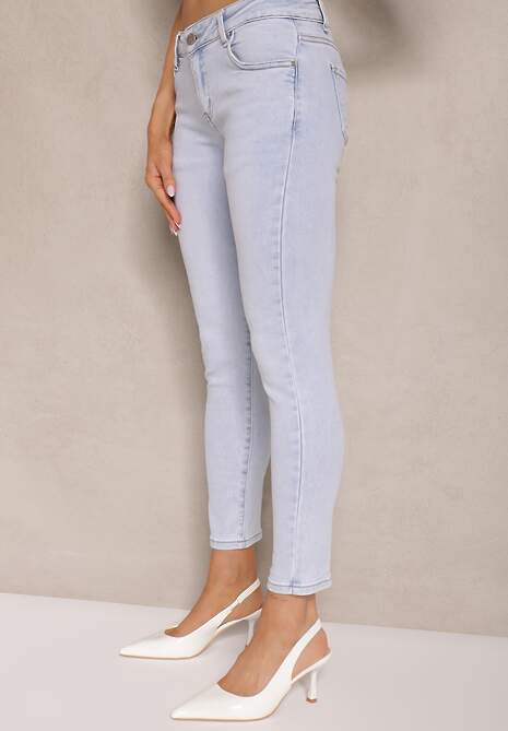 Jasnoniebieskie Jeansy o Kroju Skinny Low Waist Kolanilia