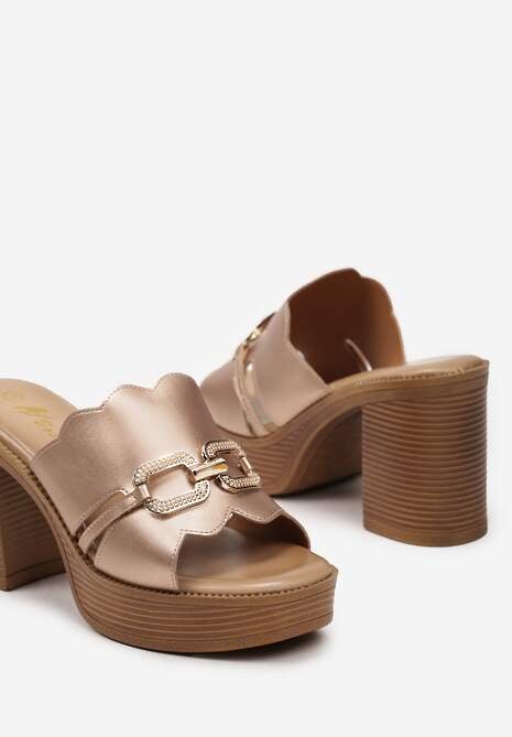 Szampańskie Klapki na Słupku z Platformą i Wycięciami na Pasku Ozdobione Klamerką Obletta