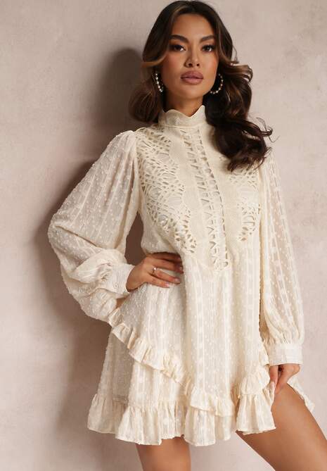 Jasnobeżowa Sukienka Mini z Falbankami i Koronkowymi Wstawkami Piolini