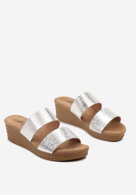 Srebrne Casualowe Klapki na Ozdobnym Koturnie Abilora