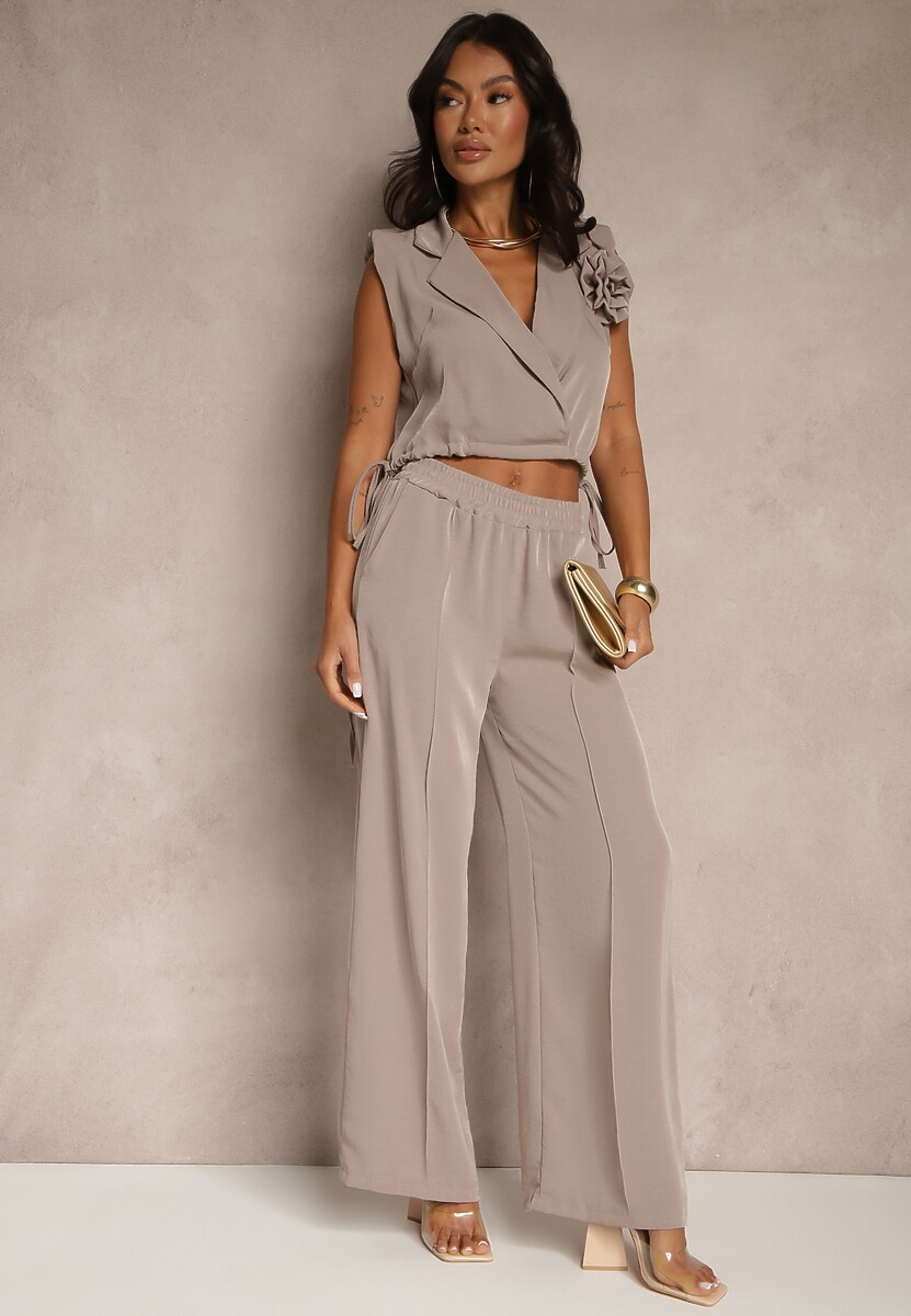 Beżowy Komplet Spodnie o Szerokim Kroju i Kopertowa Bluzka ze Ściągaczem Reavilora