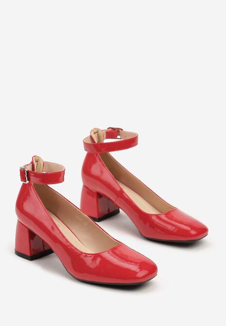 Czerwone Czółenka Lakierowane na Słupku z Paskiem Wokół Kostki Firiera