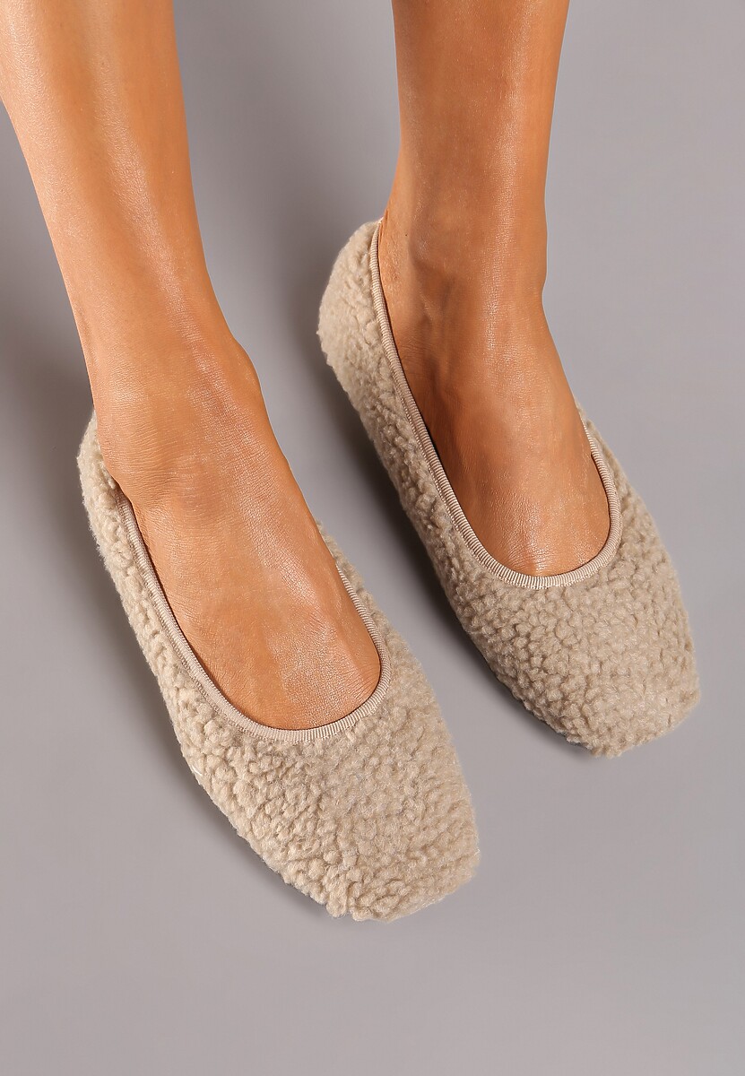 Beżowe Balerinki na Płaskiej Podeszwie z Futerkiem w Stylu Barankowym Zdobieniem Armegia