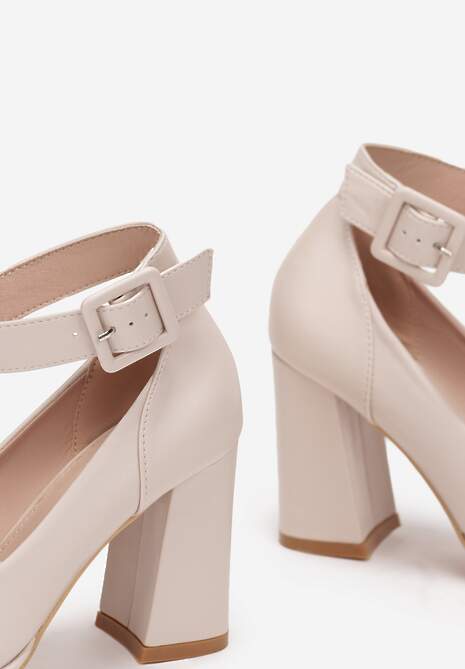 Beżowe Czółenka na Słupku z Paskiem i Klamerką Mirakia