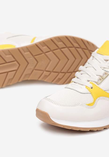 Biało-Żółte Sneakersy na Płaskiej Podeszwie z Ozdobnymi Wstawkami Laraet
