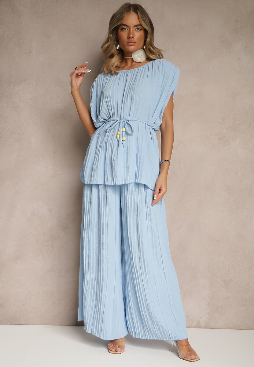 Niebieski Komplet Spodnie o Szerokim Kroju i Bluzka z Usztywnioną Linią Ramion Nilamira