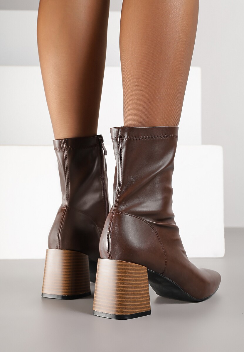 Brązowe Botki na Stożku Vices z Elastyczną Cholewką Giolaria