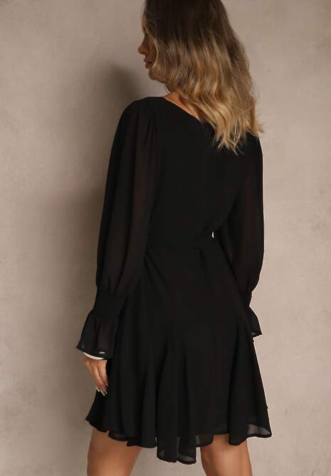 Czarna Sukienka Vices z Półtransparentnymi Rękawami Wiązania w Talii Resmosa