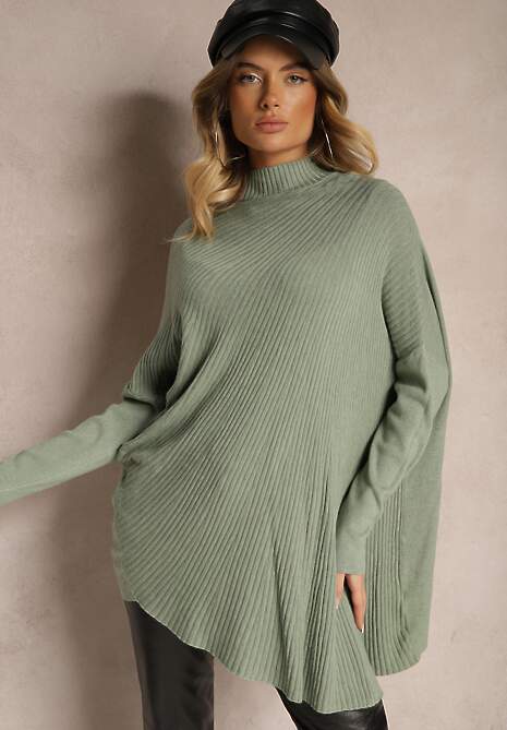 Jasnozielony Asymetryczny Golf z Wiskozą z Rękawami o Nietoperzowym Kroju Realeen