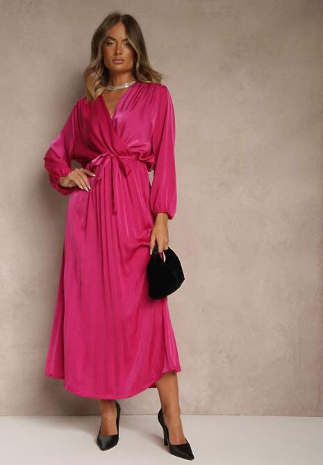 Fuksjowa Maxi Sukienka z Plisowanym Dołem i Kopertowym Dekoltem Basila