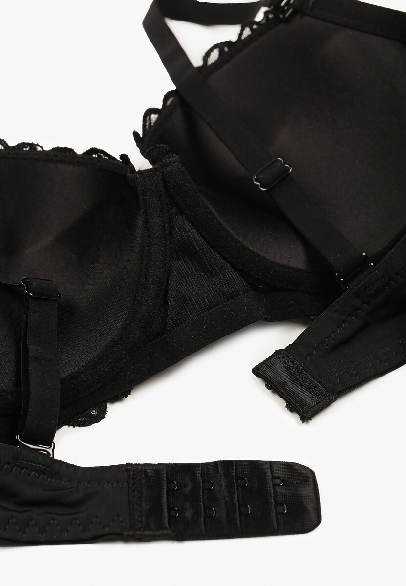 Czarny Biustonosz Push Up Ozdobiony Koronką z Odpinanymi Ramiączkami z Regulacją Bilania