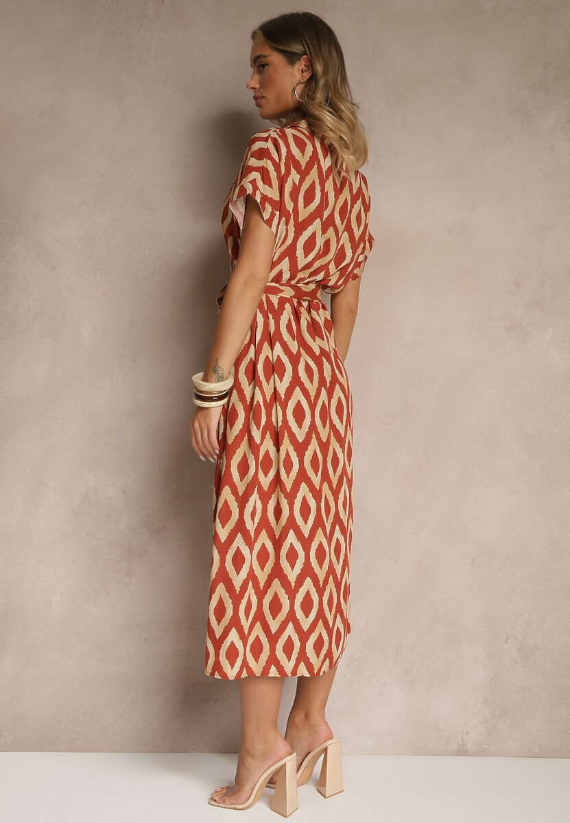 Pomarańczowa Koszulowa Sukienka z Wiskozy Ozdobiona Geometrycznym Motywem  Ralomia