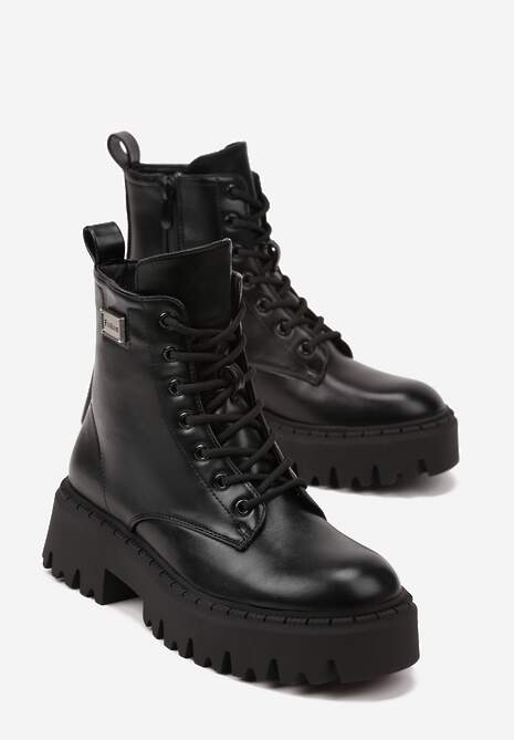 Czarne Botki Workery w Stylu Basic z Aplikacją przy Cholewce Azelda