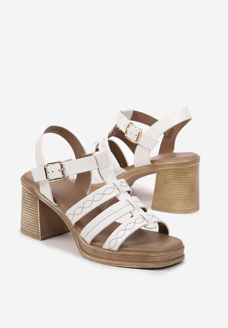 Białe Sandały na Obcasie z Ozdobnymi Paskami Zapinane na Sprzączkę Vathalia