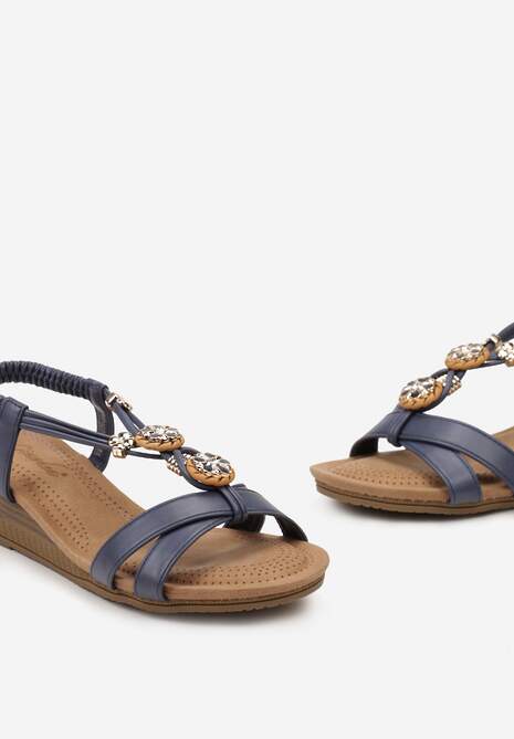 Niebieskie Sandały na Niskim Koturnie Ozdobione Metalowymi Wstawkami i Cyrkoniami Quenby