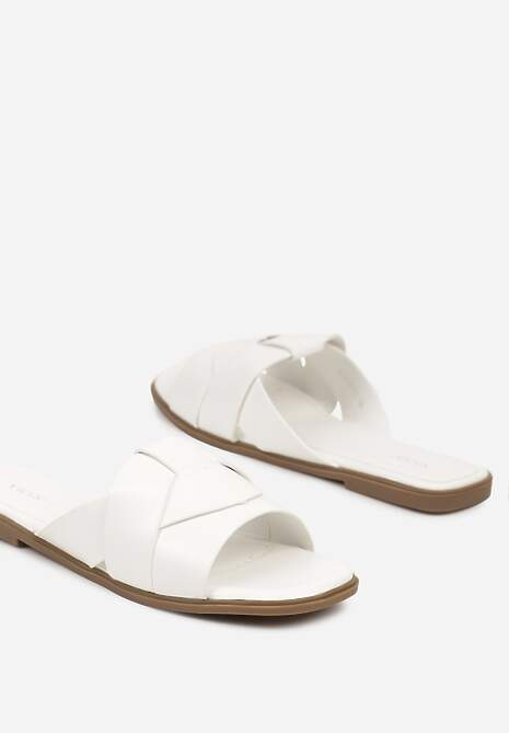 Białe Klapki na Płaskiej Podeszwie z Ozdobnymi Paskami i Kwadratowym Noskiem Lunivia