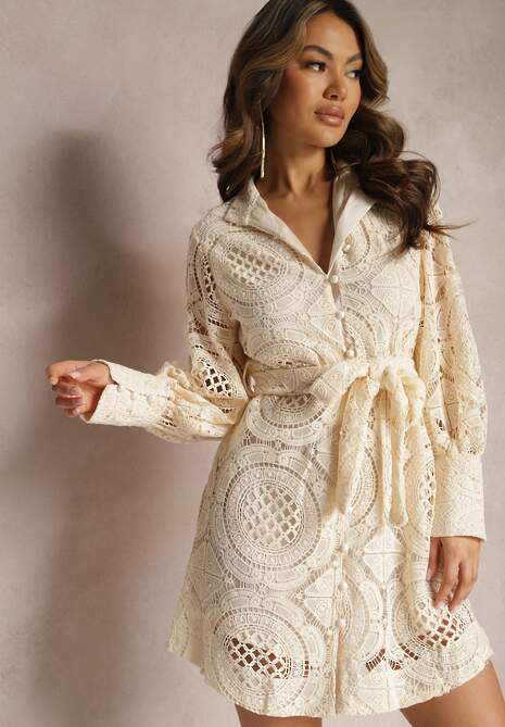 Jasnobeżowa Koszulowa Sukienka z Koronką Lenora