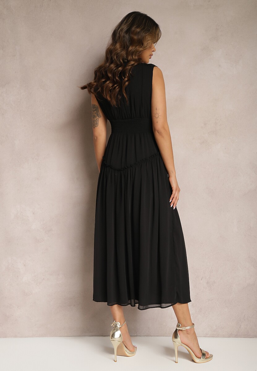 Czarna Rozkloszowana Sukienka Długa z Guzikami o Taliowanym Fasonie Jovitta