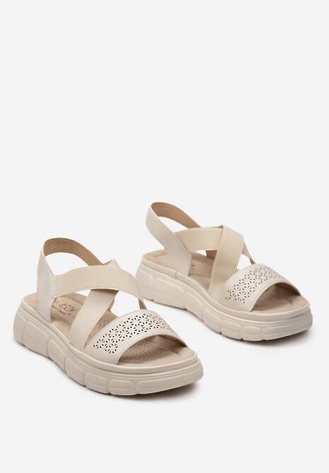 Beżowe Sandały z Ażurowym Paskiem na Niskiej Platformie Erviana