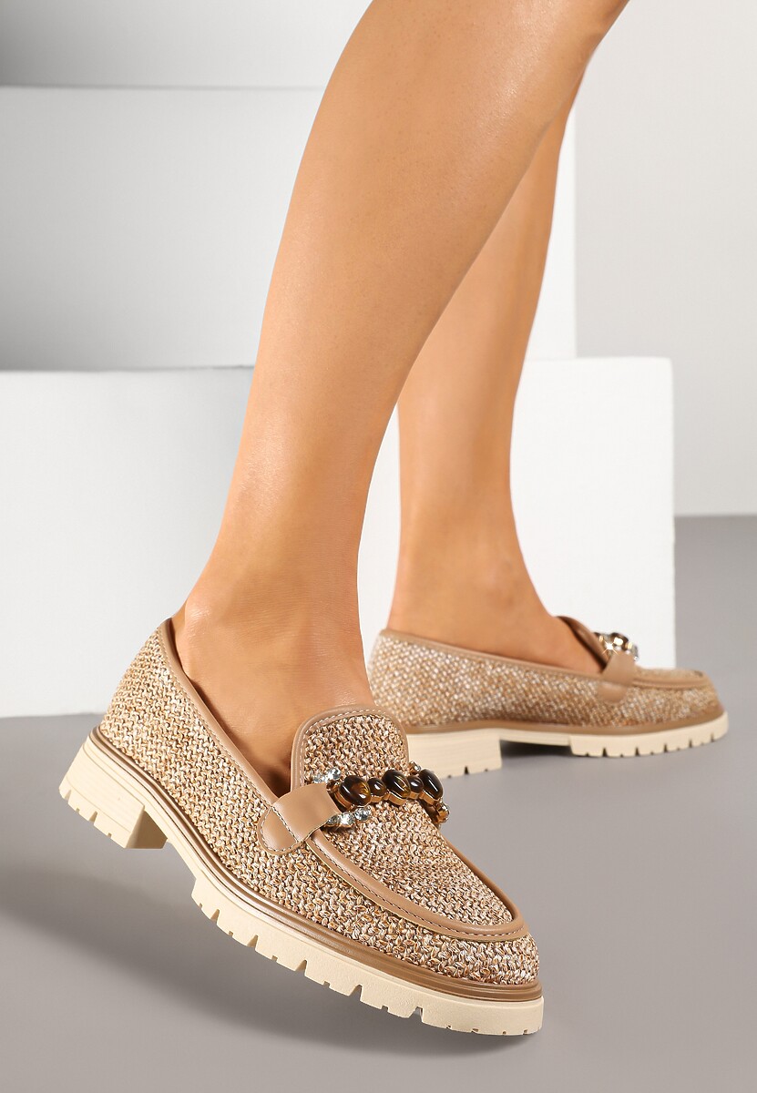 Brązowe Mokasyny Ozdobione Metaliczną Aplikacją Plecionką i Koralikami Lisvia