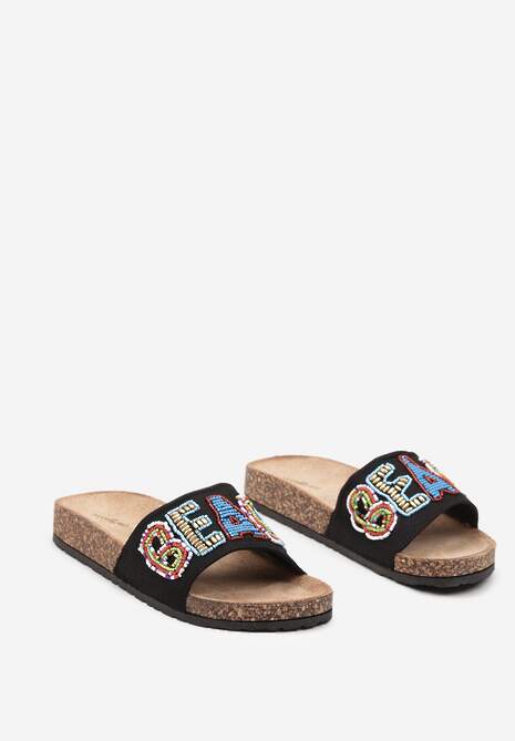 Czarne Klapki na Płaskiej Korkowej Podeszwie z Ozdobnym Napisem Cedemia