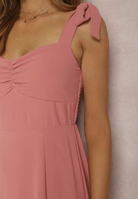 Ciemnoróżowa Sukienka Rozkloszowana z Wiązanymi Ramiączkami i Wycięciem Argomeda