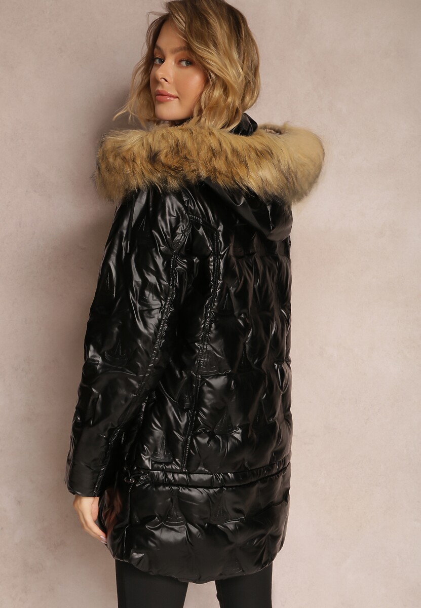 Czarna Kurtka Metaliczna z Futrzanym Kapturem Kajol