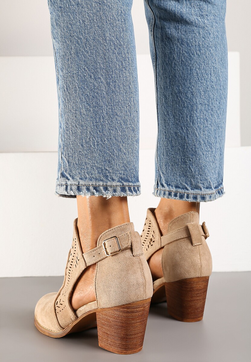 Beżowe Ażurowe Botki Vices na Słupku w Stylu Kowbojek Ozdobione Wycięciem Isfedi