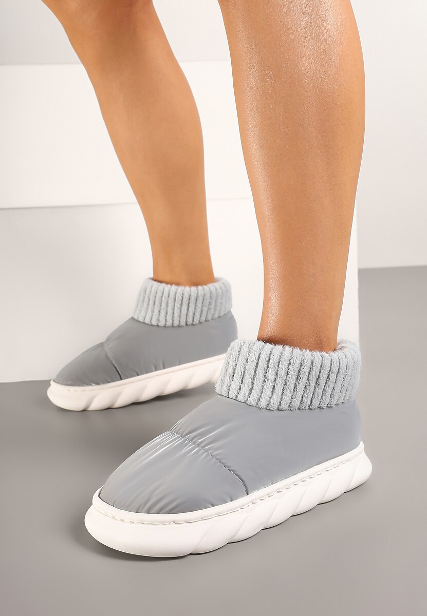 Szare Kapcie Vices na Piankowej Podeszwie z Pikowaną Cholewką Velavina