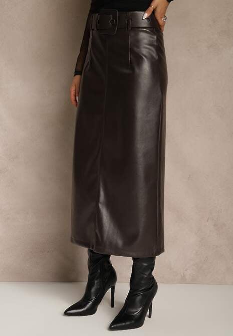 Brązowa Ołówkowa Spódnica z Imitacji Skóry z Paskiem z Wyrazistą Klamrą Rewedana