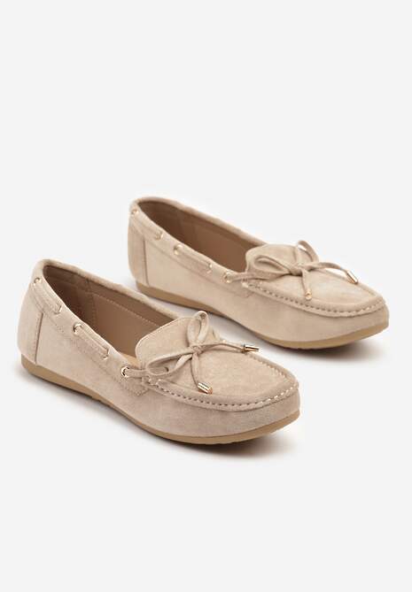 Ciemnobeżowe Mokasyny z Ekozamszu Zdobione Wiązaniem z Kokardą Sonilora