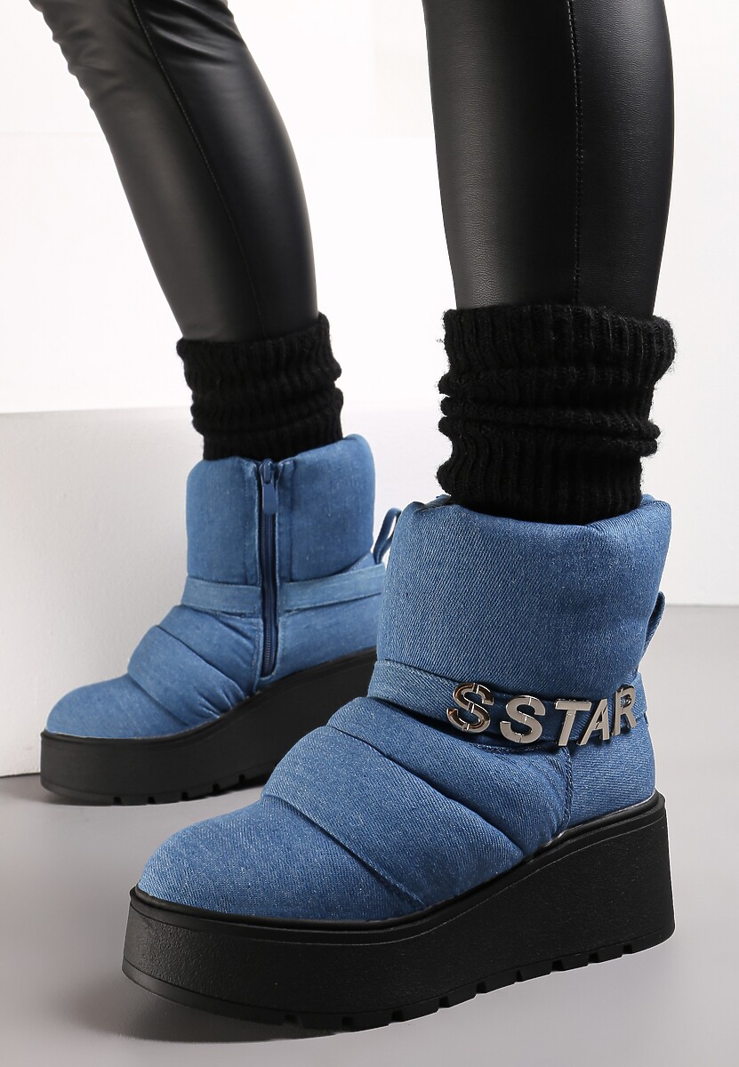 Niebieskie Pikowane Śniegowce na Platformie z Ozdobnym Paskiem i Metalicznym Napisem Sarva