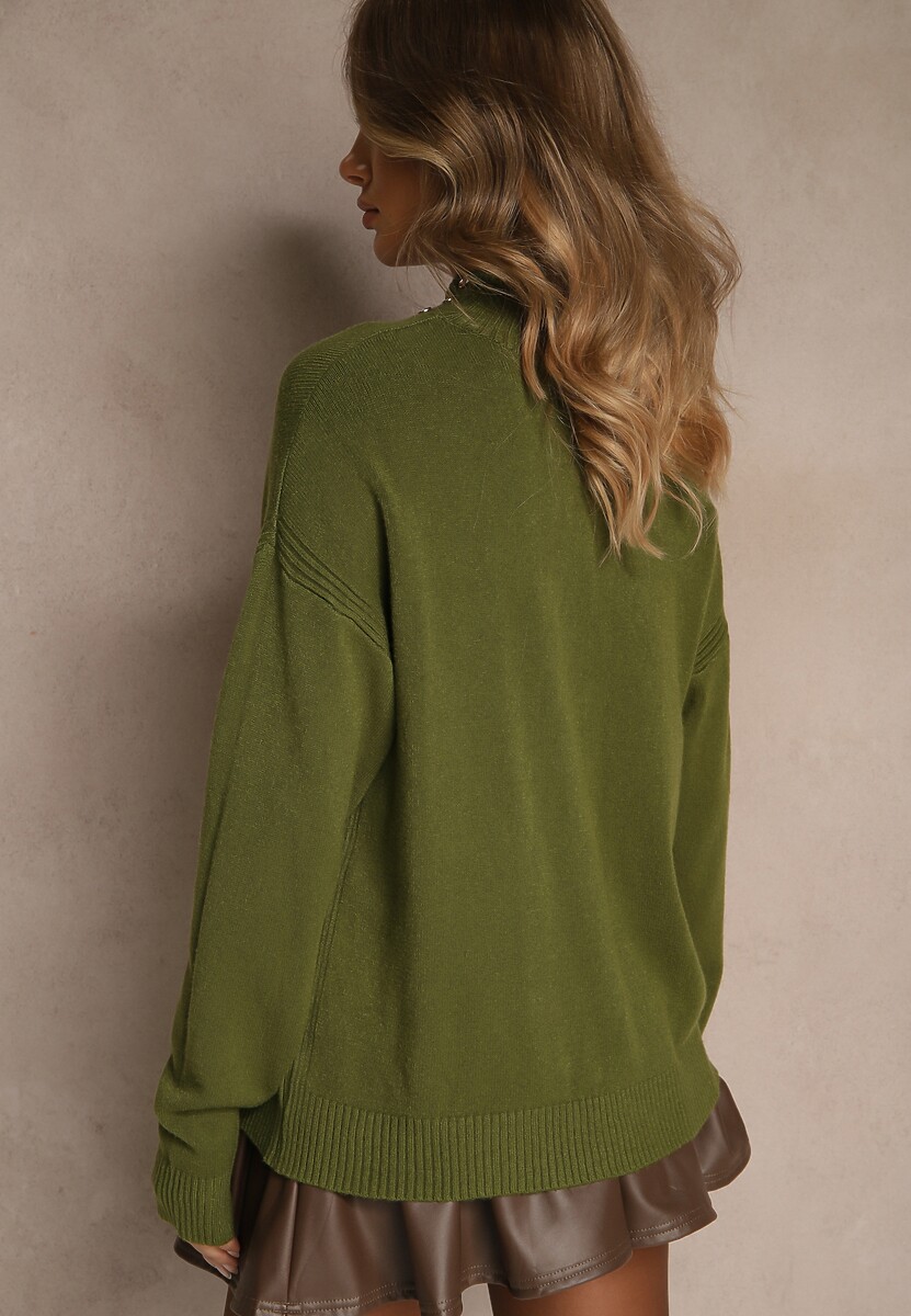 Zielony Gładki Golf Zdobiony Guzikami przy Dekolcie Rallessa