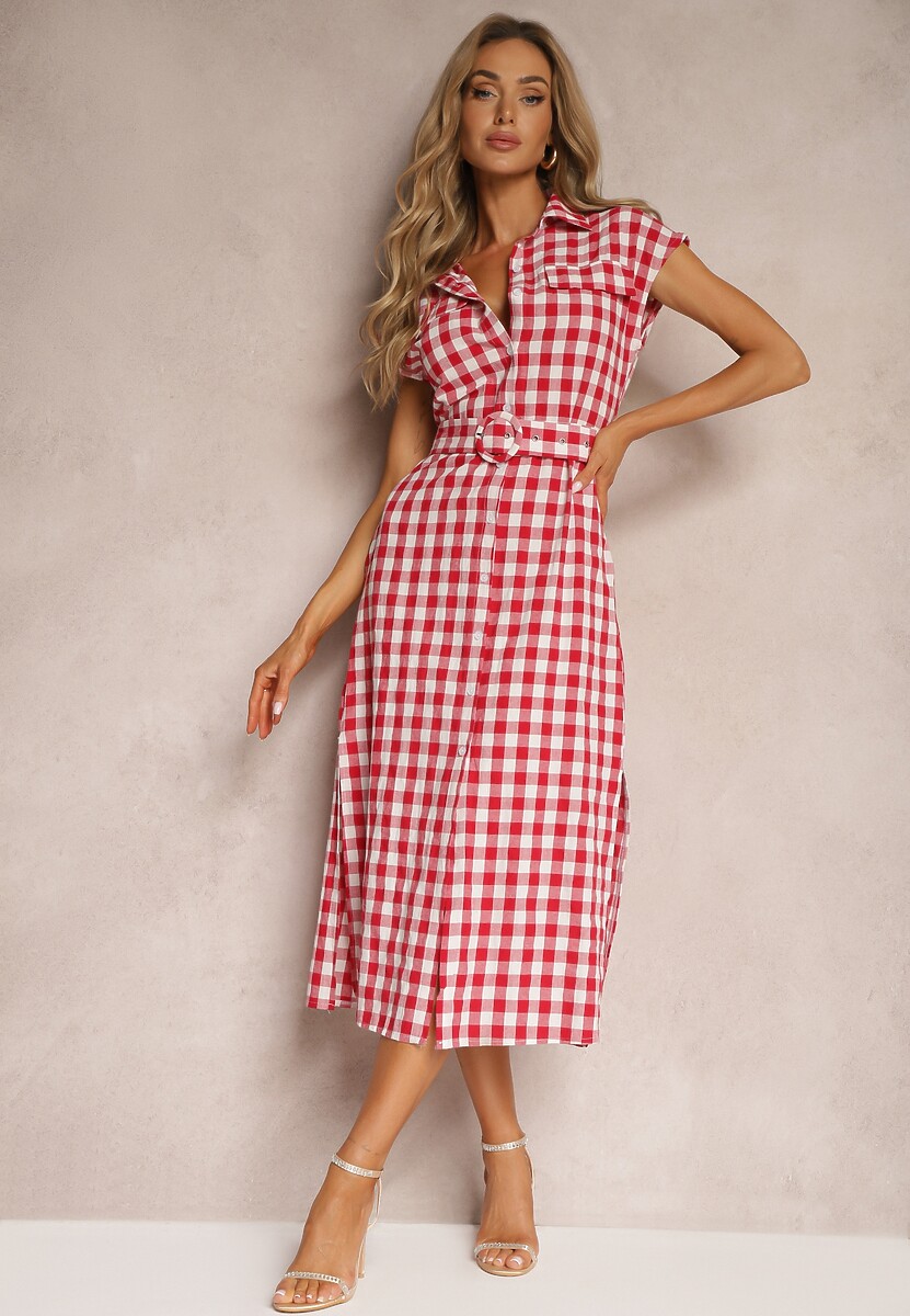 Czerwona Sukienka z Bawełny o Kroju Koszulowym w Kratę z Paskiem w Talii Revatia