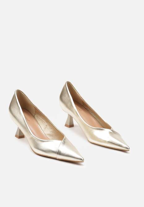 Złote Czółenka Kaczuszki w Klasycznym Stylu z Lakierowanym Wykończeniem Mireria