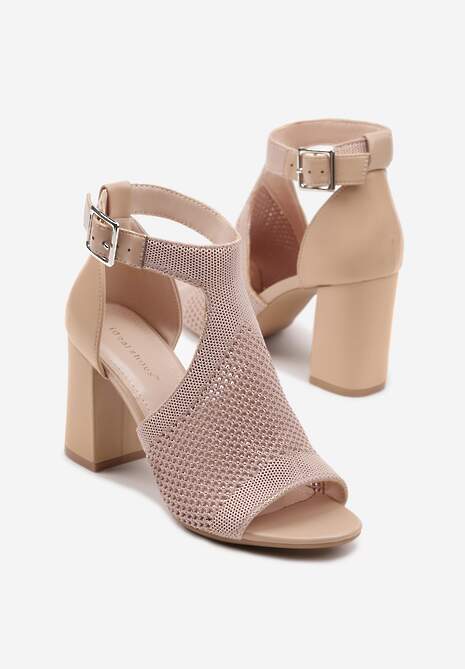 Ciemnobeżowe Ażurowe Sandały na Słupkowym Obcasie z Paskiem ze Sprzączką Worritia