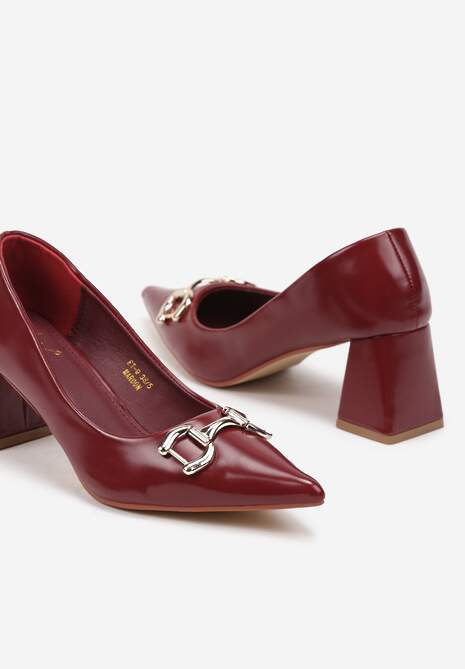 Bordowe Czółenka na Stożku z Ozdobną Klamrą Sisimara